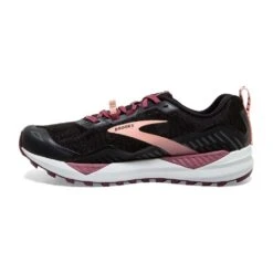 BROOKS Cascadia 15 Womens Trail Running Shoes Black/Ebony/Coral Cloud 7 BROOKS Cascadia 15 Womens Trail Running Shoes Black/Ebony/Coral Cloud -Run Gear Shop cascadia 15 womens b width standard cushioned trail running shoes black ebony coral cloud p5936 23398 image